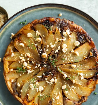 Tarte tatin met brie en peren