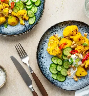 Geroosterde aardappelbloemkoolsalade