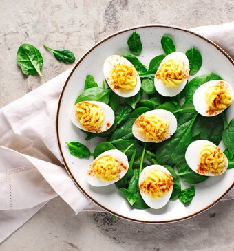 Gevulde eieren maken 