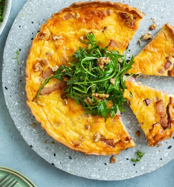 Quiche lorraine met kruidensla