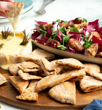 Fondue van camembert met vijgensalade