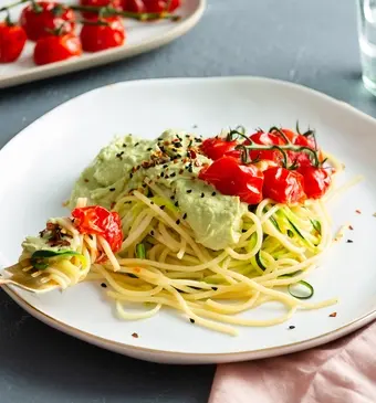 Spaghetti met avocadosaus