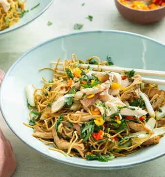 Surinaamse bami