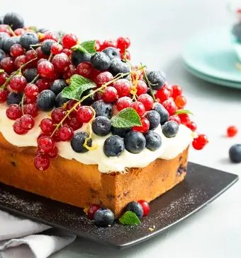 Yoghurtcake met bessen