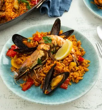  Paella met zeevruchten