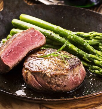 Biefstuk bakken in olijfolie