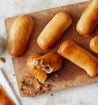 Vegetarische worstenbroodjes