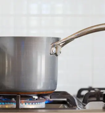 gaspitten schoonmaken