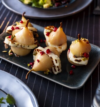 Witte-wijnpeertjes met Gegrilde Halloumi