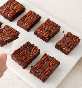Bacon-maple brownies 