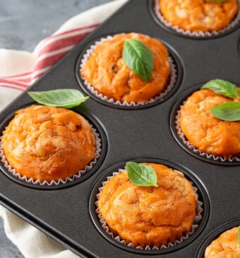 Pizza muffins