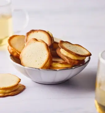 Gevulde boterkoekjes met citroencrème