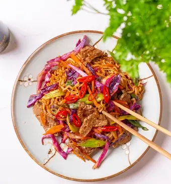 Eveline's Asian Favourites Yakisoba