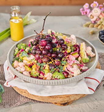 snel met Miljuschka frisse start Salade met gember-kurkumadressing 