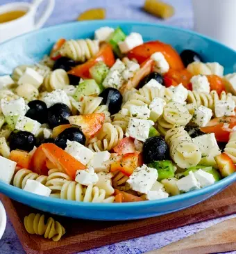 Griekse pastasalade
