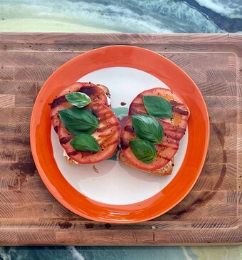 Ciabatta caprese hüttenkäse