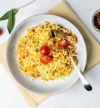 Macaroni met groentesaus uit het programma Lekker Snel!