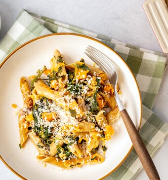 Pastaschotel met pompoen uit het programma Lekker Snel!