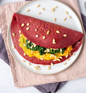 Roze pannenkoek met spinazie met Lekker Snel!