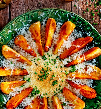 Parmezaanpartjes met jalapeñomayonaise