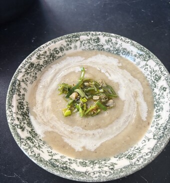 bloemkoolsoep met preisalsa