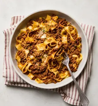 Pasta met zelfgemaakte bolognesesaus