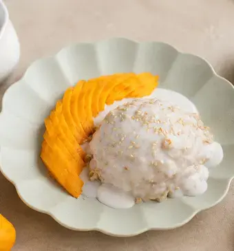 Mango sticky Oats