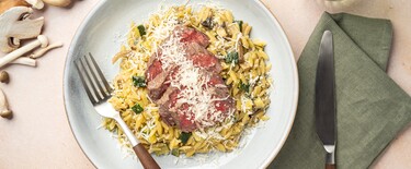 Paddenstoelen-orzo met biefstuk