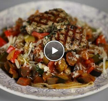 Pasta met ratatouille en varkenshaas