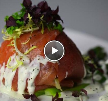 Bombe van gerookte zalm met kruidencrème fraice