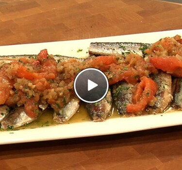 Sardines met tomatendip