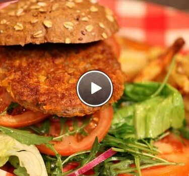 Bosburger met friet uit de oven