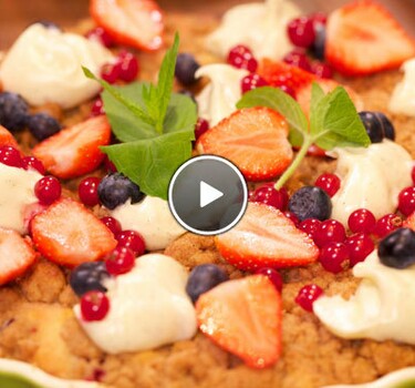 Rood fruit crumble taart