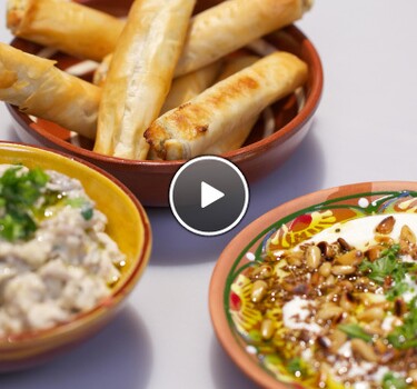 Moutabal, labne bil toum (snelle labne met knoflook) & filodeegsigaartjes met haloumi