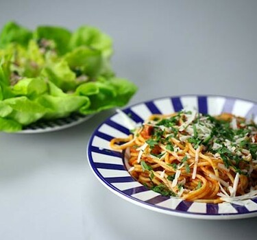 Slurpspaghetti met groene salade