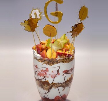 Guus’ grootse karamelcheescake-trifle