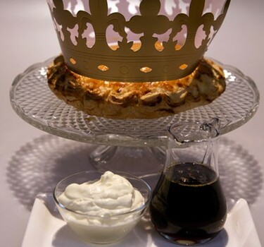 Galette des rois met amandelroom (koningstaart van amandelen en rum)