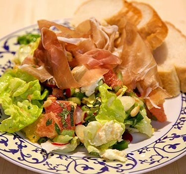 Grapefruitsalade met parmaham