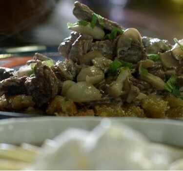 Beef Stroganoff en makkelijke perentaart