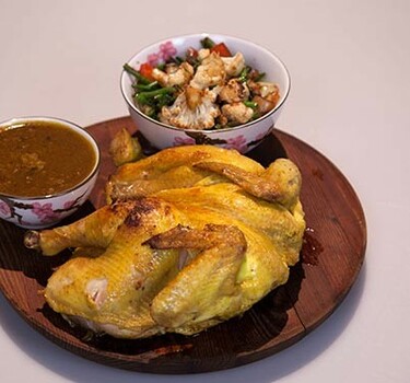 Indonesische ayam pangang (Indonesisch geroosterde kip)