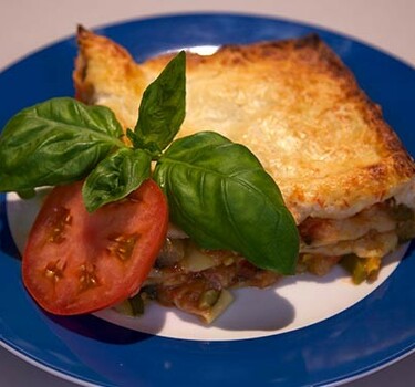 Vitaminebommetje uit de oven (vegetarische groentelasagne)