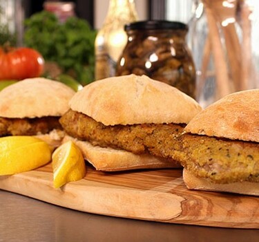 Broodje costoletta alla Milanese