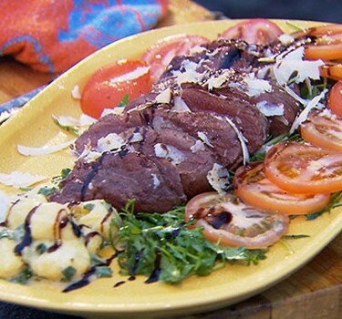 Tagliata di carne di renna (geroosterd rendiervlees en gnocci di patate)