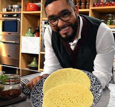 Beghrir (duizend-en–één-gatenpannenkoek)