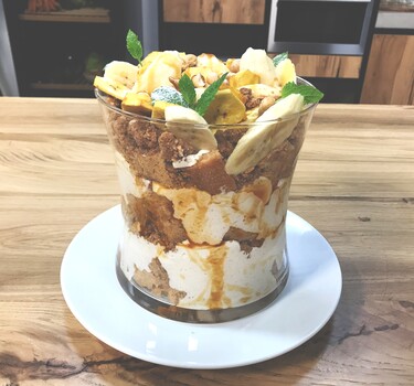 Mega banaan caramel trifle 