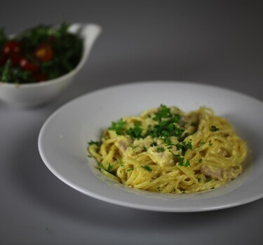 Pasta con carbonara