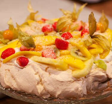 Pavlova tropical