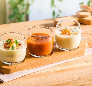 Gazpacho met tomaat, paprika en knoflook