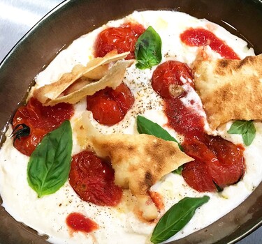 Crema di burrata met tomaatjes