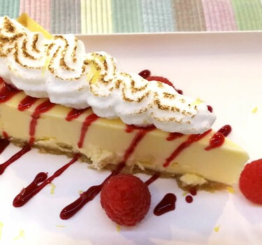 Lemon cheesecake